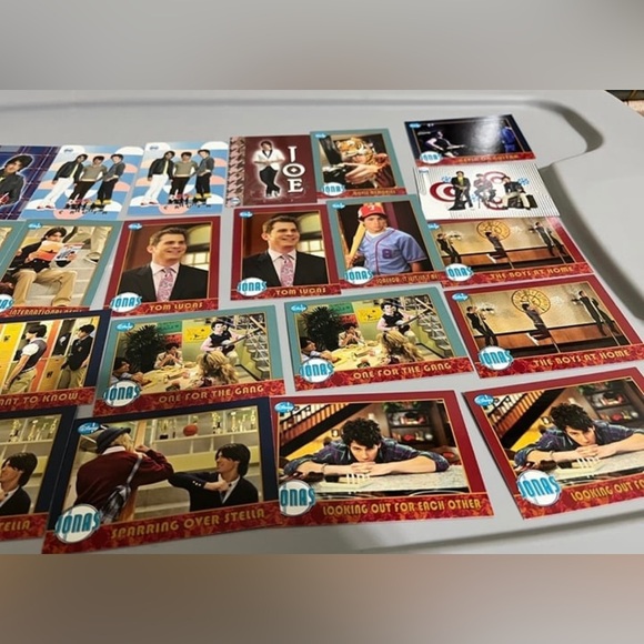 Jonas Brother Trading Card Lot - Picture 3 of 4